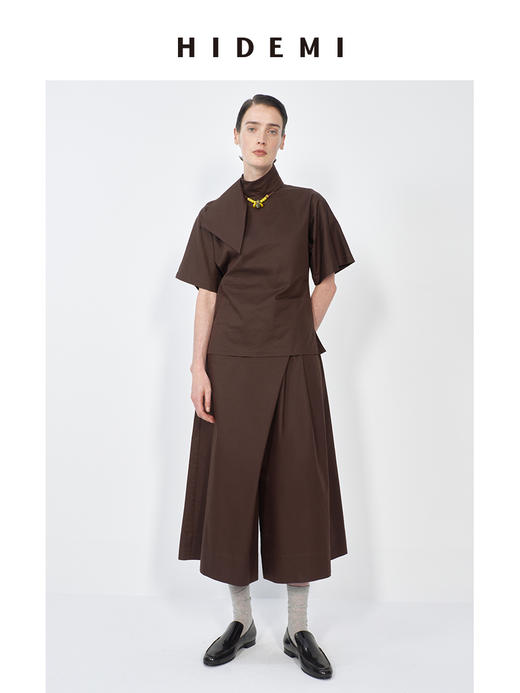 HIDEMI设计感立体廓形飘带领套装 短袖上衣/弯刀裤 商品图3