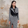 MAXRIENY通勤风黑白拼接格纹不对称西装截短款2023早秋短外套女MS88JA547Z00 商品缩略图2