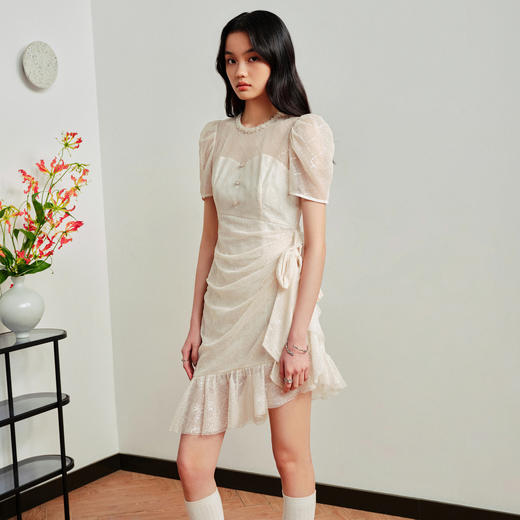 MAXRIENY复古宫廷风米色亮片蕾丝拼接连衣裙23新款夏日浪漫小白裙MS88DR339A20 商品图2