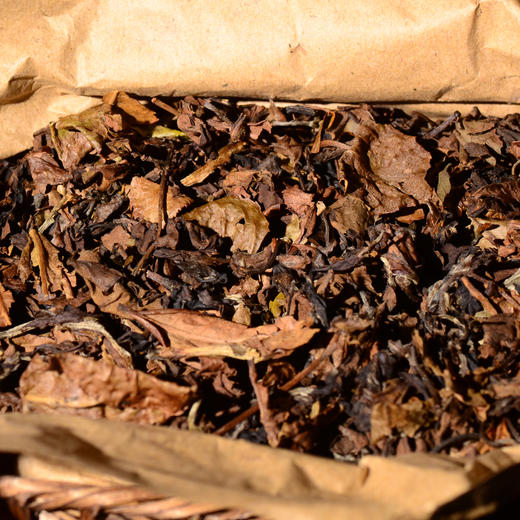 七年陈困鹿山贡茶基地古树老白茶！市面无货，独家货源分享！600g大竹筐装！枣香浓郁，汤体醇厚，入口野花香非常充足！ 商品图1