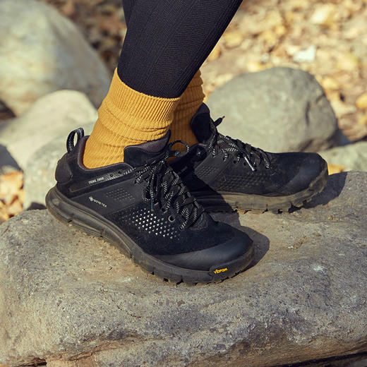 【黑武士女款】DANNER 女款户外鞋黑色潮流低帮百搭徒步登山女鞋 商品图3