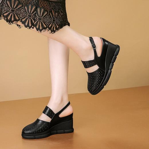 【预售5天】2024年春夏新款时尚休闲坡跟沙滩外穿凉拖女鞋SMQ&2303 商品图4