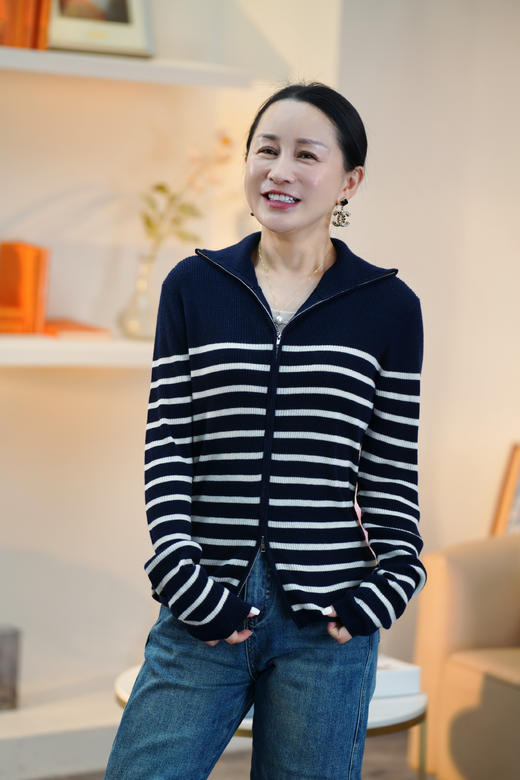 【知己开衫】臣禾 拉链条纹开衫JZ241090209【金猪甄选】 商品图7