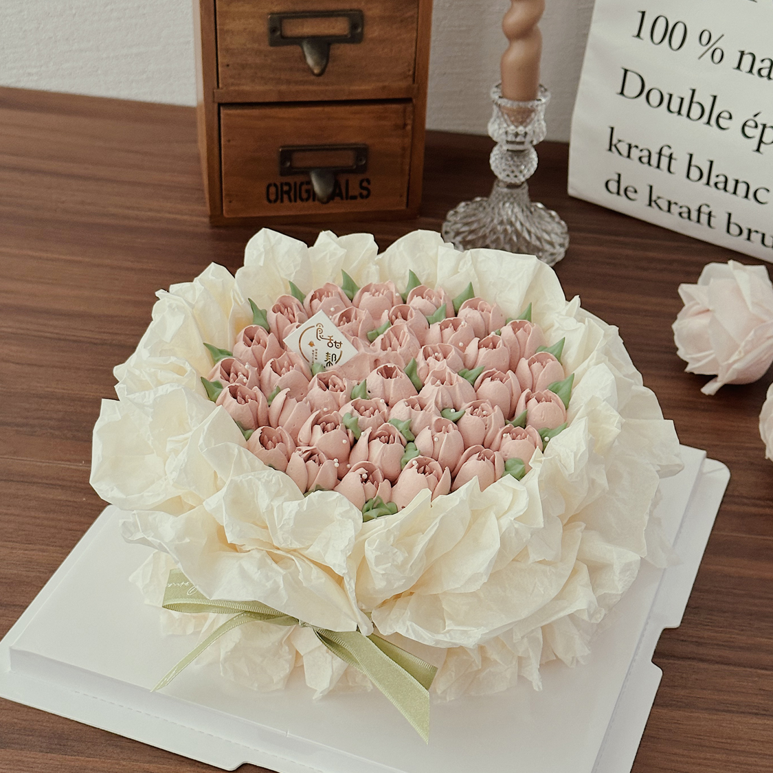 郁金香裱花蛋糕（提早5小时预订）