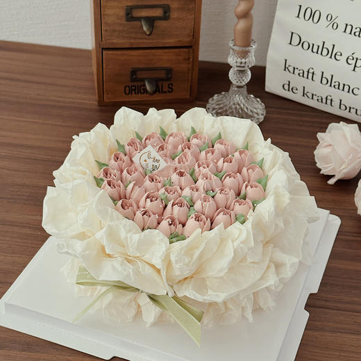 郁金香裱花蛋糕（提早5小时预订） 商品图0