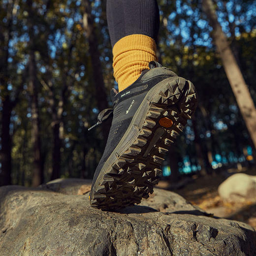 【黑武士女款】DANNER 女款户外鞋黑色潮流低帮百搭徒步登山女鞋 商品图2