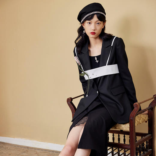 MAXRIENY设计感吊带西服外套2022秋季一粒扣西装上衣MC87JA508A90 商品图3