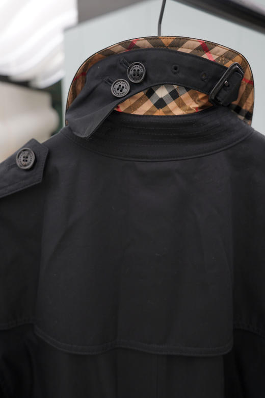 【特惠预定】Burberry 博柏利 男士全棉防风雨风衣外套，偏大半码，藏青色中长款，黑色长款 商品图9