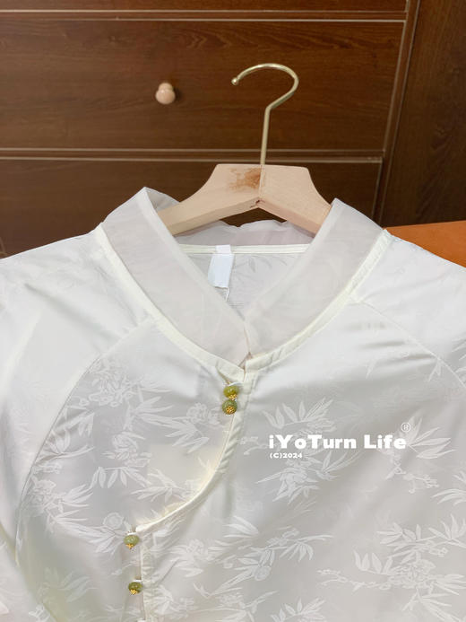 MOMMY KIKO 2024春季新款新中式立领斜门襟提花衬衫-5053 商品图1