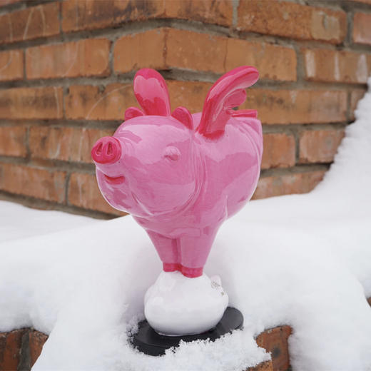 《飞向幸福》秦玮鸿36*32*18cm 商品图4