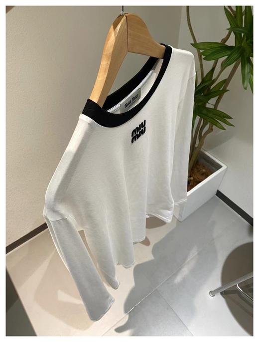 miumi~24早春系列白色字母logo 长袖T恤 商品图5