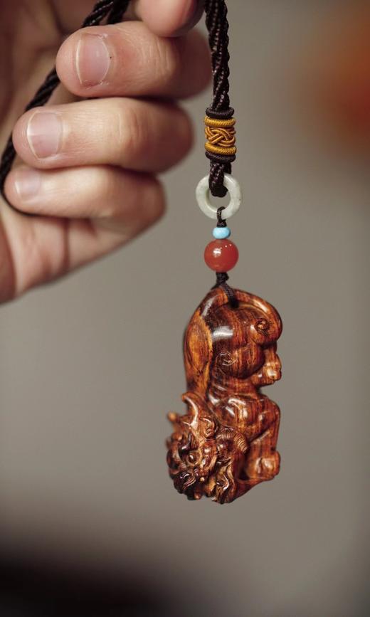 龙头貔貅°海黄手把件 商品图3