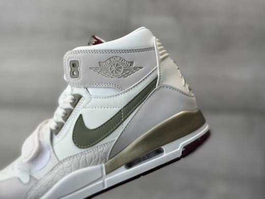 龙年限定~Air Jordan Legacy AJ312 中帮复古篮球鞋 很显高级 非常适合百搭通勤 商品图5