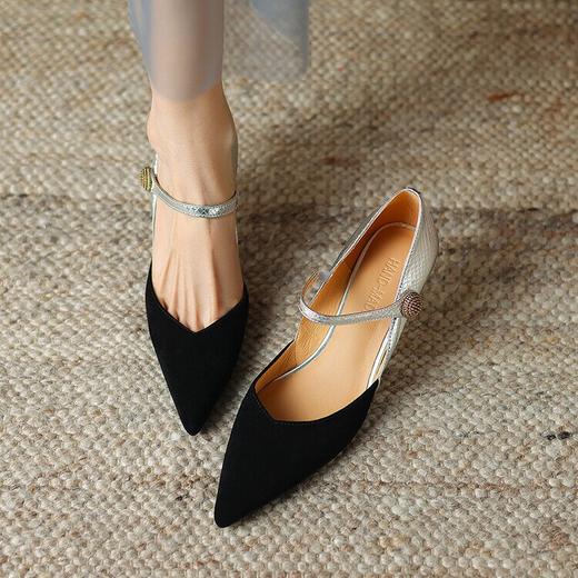 【预售5天】法式尖头细跟单鞋，拼色一字扣浅口高跟鞋HBP&5957 商品图1