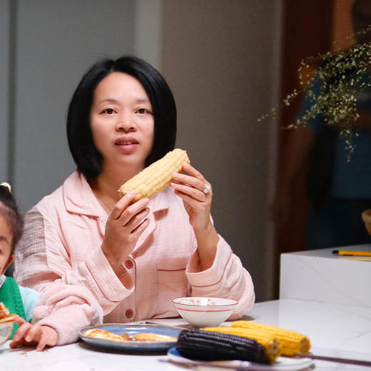 【敖汉非转基因香糯玉米】 0 农残！ 0化肥！ 0防腐 ！0添加！放心粗粮 粒粒分明 香甜软糯有嚼劲！ 商品图5