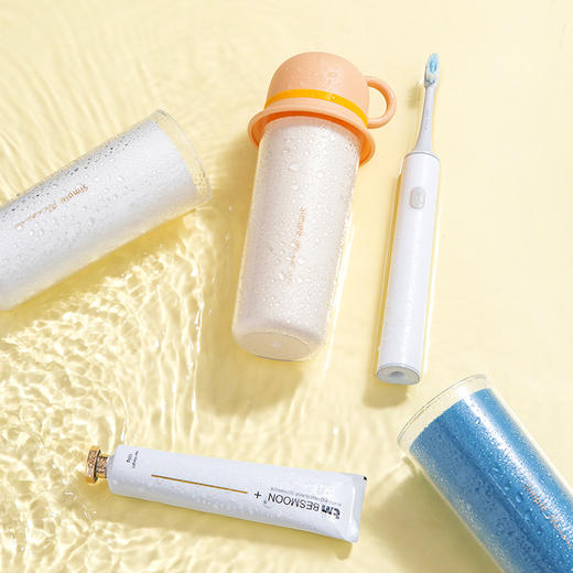 【精致不将就！洗漱收纳一杯搞定】牙刷收纳盒三合一旅行漱口杯，日行洗漱一应俱全，套装便携式洗漱杯，家庭装牙具盒牙膏盒QQ 商品图2