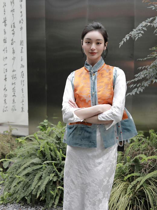 微瑕秒杀| 盛唐牡丹 |闲云野鹤宋锦配丝绒马甲[特价品](特殊商品不退不换) 商品图4