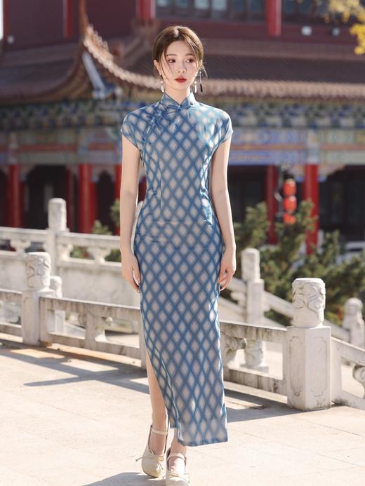 2024新款复古民国风优雅气质印花湖蓝色长款曳地乔其纱半开襟旗袍YG 2352 商品图1