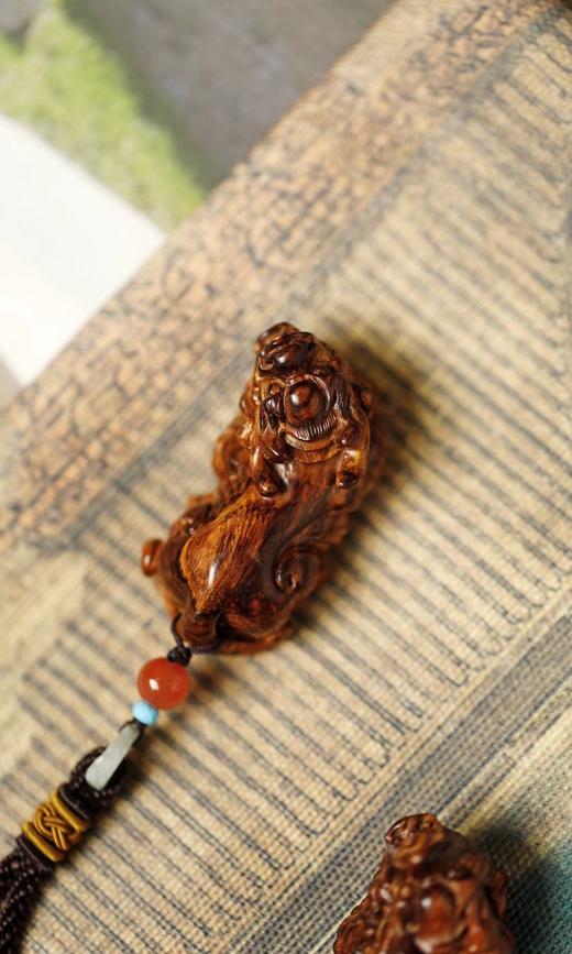 龙头貔貅°海黄手把件 商品图4