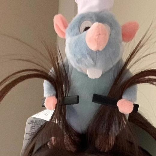 【小红书同款，丑萌丑萌公仔夹子】毛绒卡通公仔丑娃娃发箍夹子，毛绒卡通公仔多巴胺头箍料理鼠王发箍QQ 商品图0