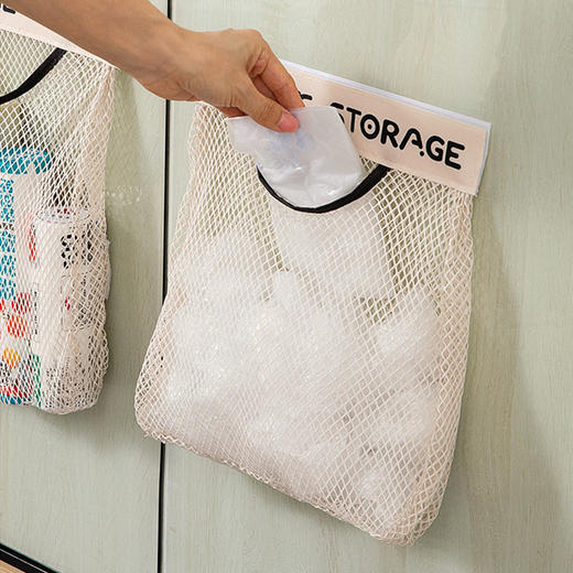 【魔术网兜！厨房收纳神器】挂壁不占空间，超多用途魔术贴网兜收纳神器，壁挂式大容量储物袋子装塑料袋收纳QQ 商品图3