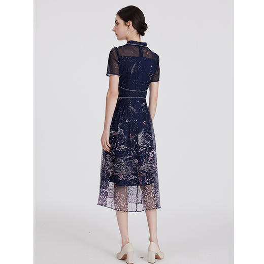 司歌新中式刺绣v领短袖连衣裙A891076X 商品图3