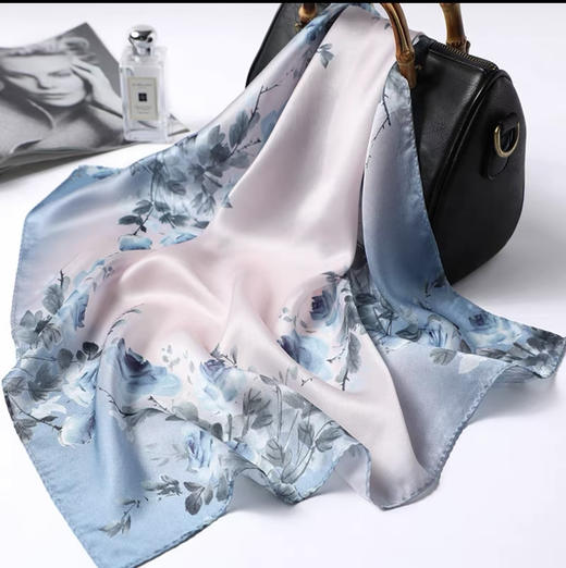 【礼迎泰康】鑫彩之云胸花丝巾扣+随机丝巾一条 商品图5