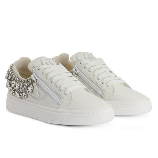 Giuseppe Zanotti 女士金属签名徽标 GZ94 金属配件，镶有水晶水钻低帮休闲运动鞋 白色 RW30009001 商品图1