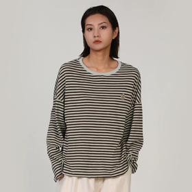 5楼竹林石屋服饰