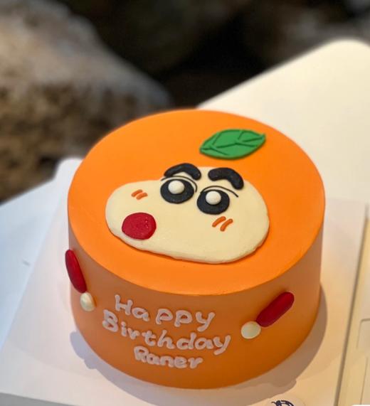 【臻品系列】---手绘【橙新橙意】蜡笔小新蛋糕 商品图0