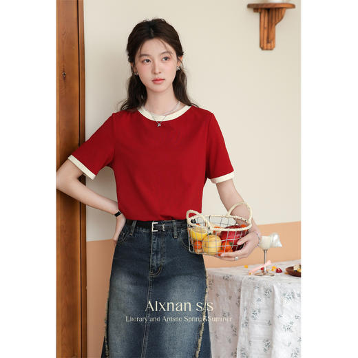 鹿向南《甜恋漫刊》圆领红色短袖T恤女夏季新款简约撞色上衣 商品图0