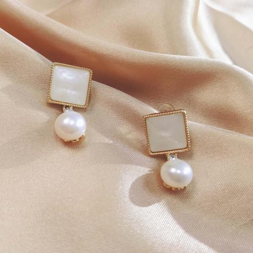 铜合金耳饰  【方圆】设计师款轻奢小香风女神耳钉 商品图0