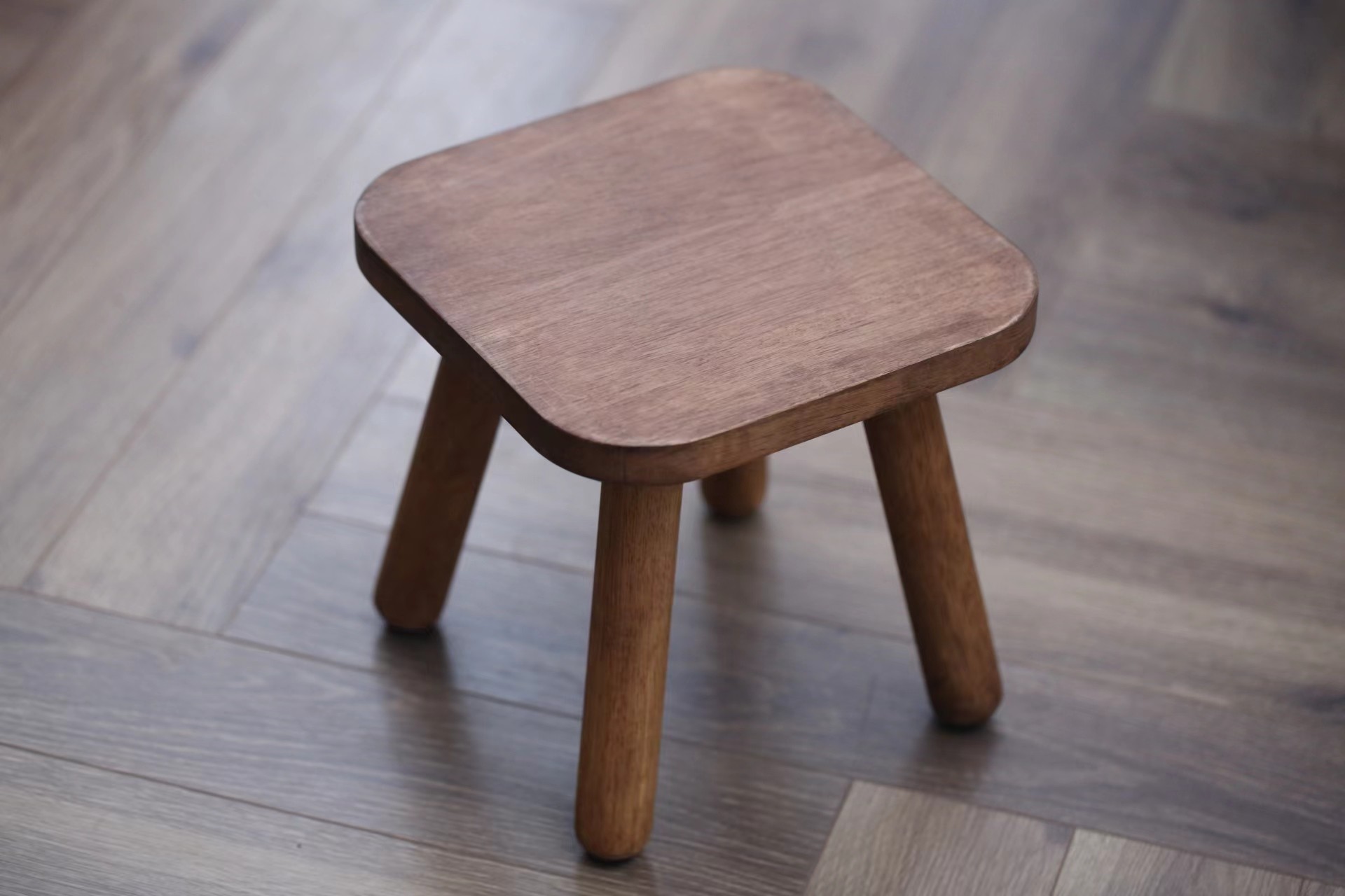 猫太清仓---Trees&wind欧式简约实木凳