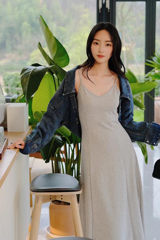 【门店同款】ENJOY春季松驰美学-牛仔吊带裙两件套 157048651 商品图4