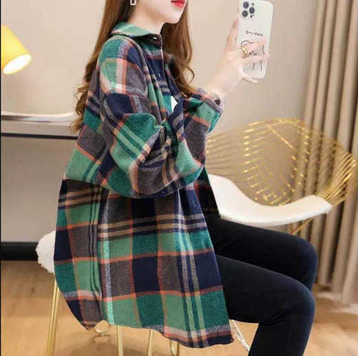 百媚生 宽松磨毛格子长袖衬衫女休闲上衣MN26 商品图3