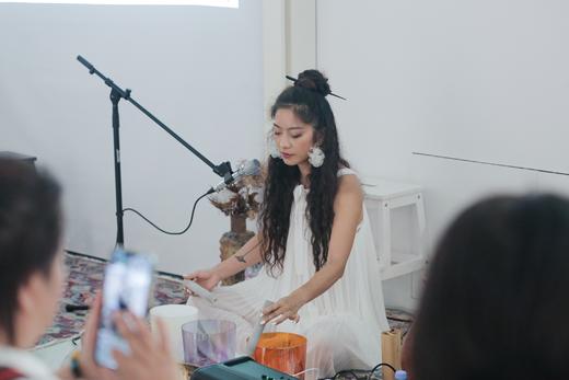 EX-137 大地音疗——击鼓传心与即兴吟唱 Mona Yang 商品图3