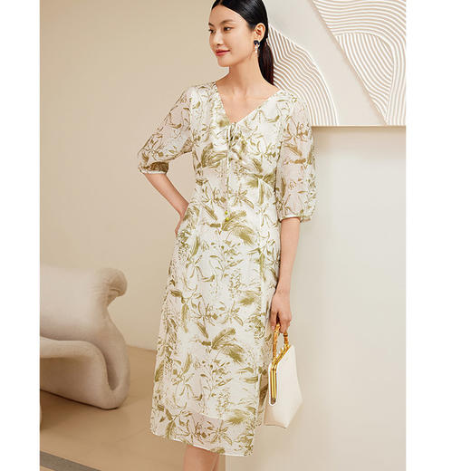 玳莎系带抽褶V领连衣裙2024年夏季新款显瘦印花五分袖中长款裙子  EB35201 商品图1