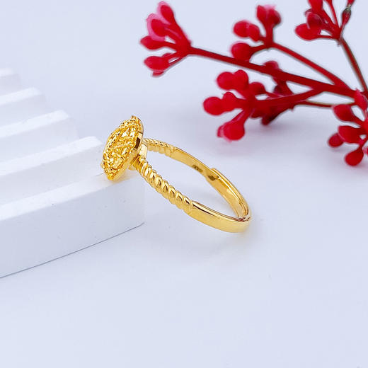 【限时克减150元】足金999 #小方糖 #小红书 (足金999字印)5G黄金活口戒指影底绕线小方糖女戒(5GJZ00750)（特殊产品下单后不退款不退货不换货不补差价） 商品图1