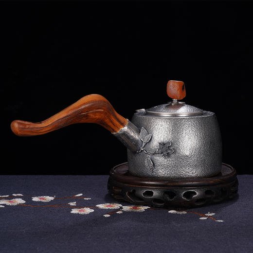 子佩集S999银+崖柏【暖阳花韵】小茶壶摆件【TG0011】2403 商品图3
