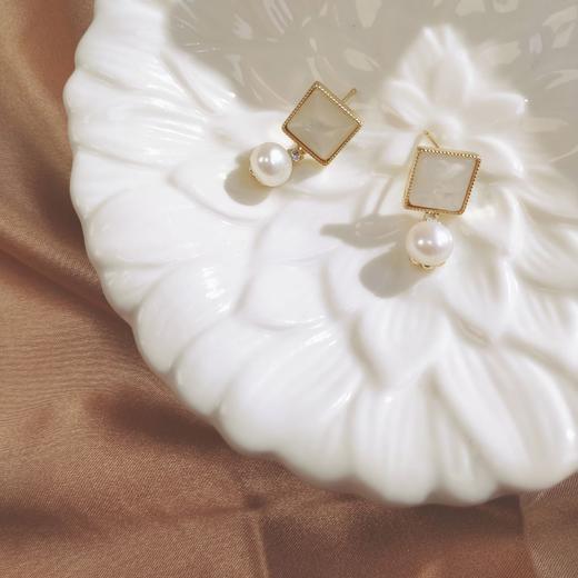 铜合金耳饰  【方圆】设计师款轻奢小香风女神耳钉 商品图1