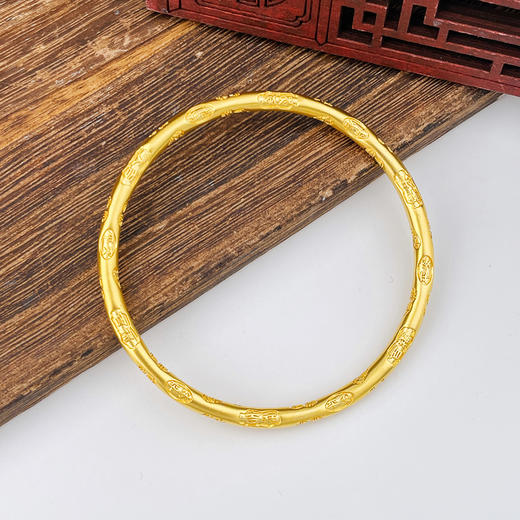 【限时克减150元】足金999.9 古法固口实心圆管吉言金手镯（面宽约3.7-4.1mm）(ANWZGFSZ00112)（预售产品下单后不退款不退货不换货不补差价） 商品图1