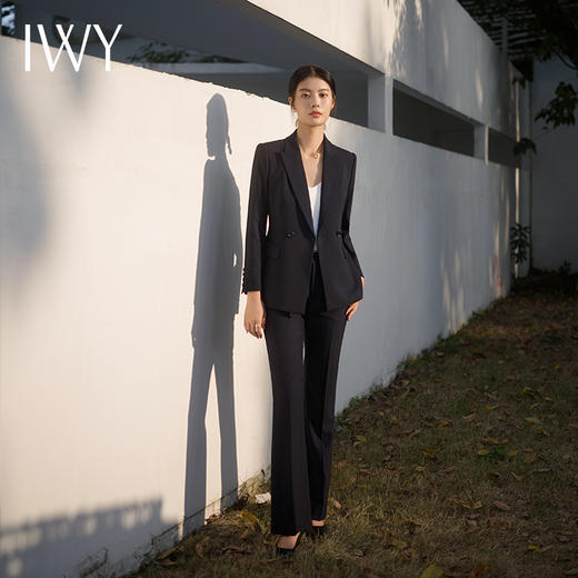 IWY/春季ol藏青色西装套装长袖高级感西服宽松两件套微喇裤装C14210+P34210 商品图2