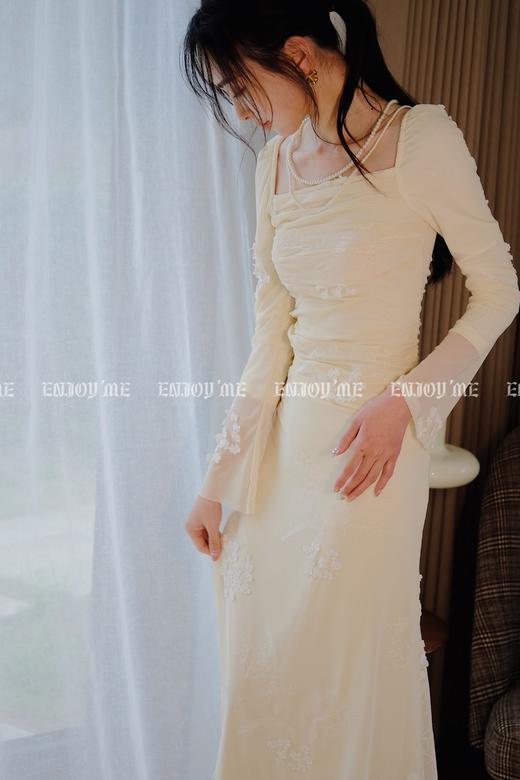 【门店同款】ENJOY春季重工花朵褶皱连衣裙 156997062 商品图3