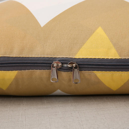 蓝若亭几何多功能抱枕被LRT-FJ0111X 商品图4