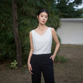 IWY/新款白色吊带女搭配西装短款新款时尚百搭内搭上衣可单穿T2201