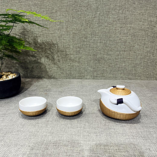 竹丝扣瓷手抓壶（一壶二杯） 商品图0