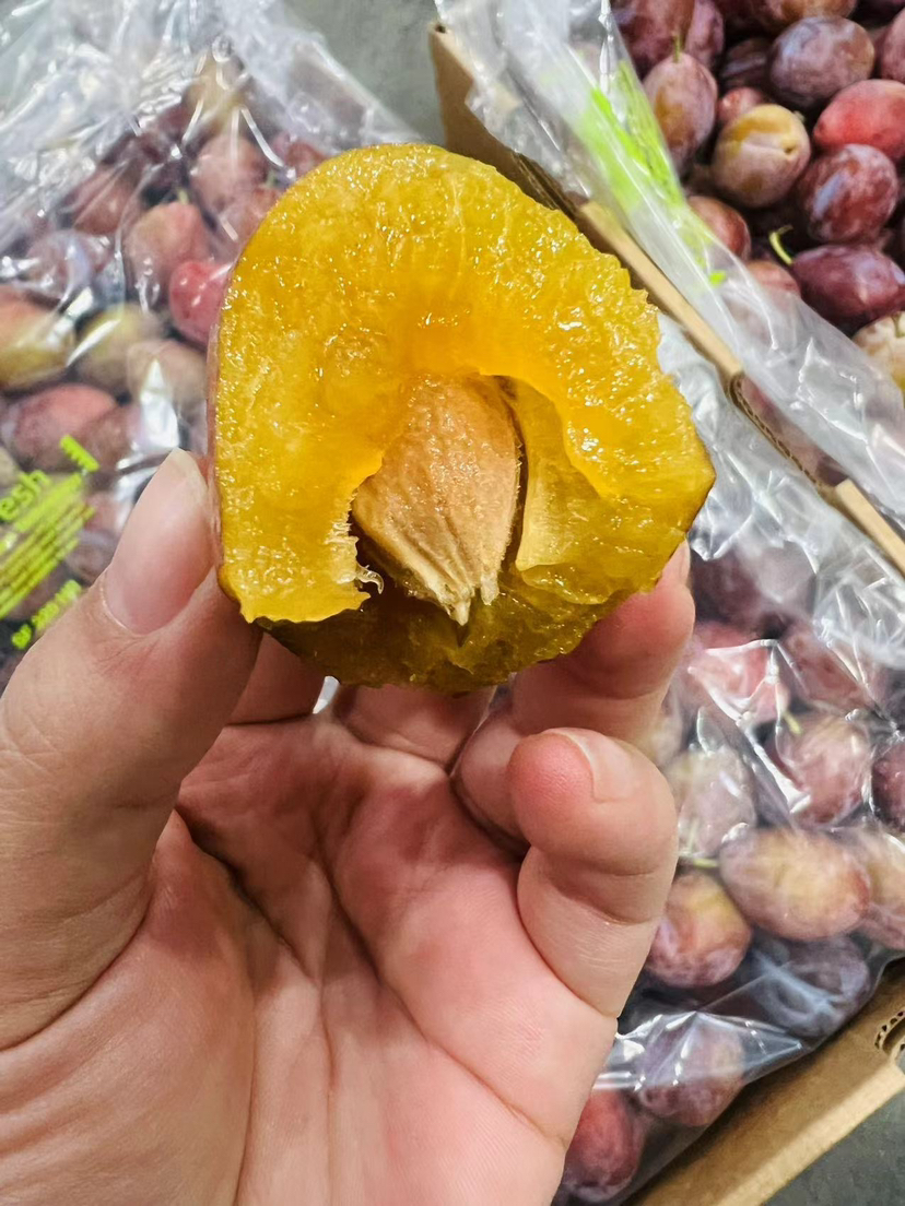 智利进口西梅，嘎嘎甜，一份2斤