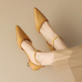 【预售5天】法式复古尖头猫跟细中跟一字扣带包头后空凉鞋QCNX&1242