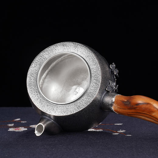 子佩集S999银+崖柏【暖阳花韵】小茶壶摆件【TG0011】2403 商品图4