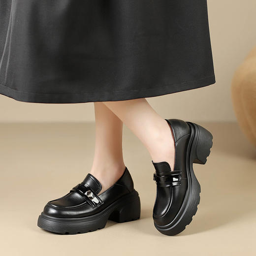 ZHR则则时尚亮面厚底乐福鞋女鞋2024春季新款休闲两穿百搭小皮鞋 商品图6